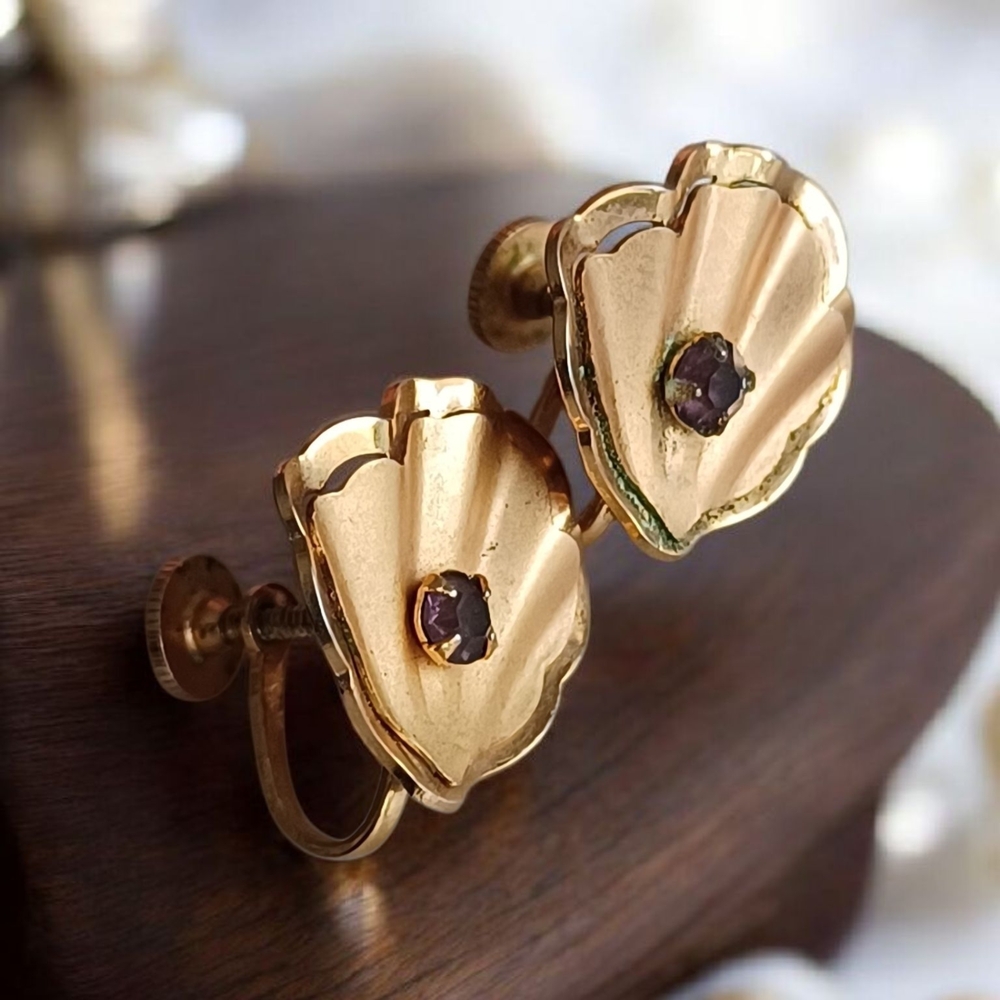 Vintage Bugbee And Nile Clip On Earrings.